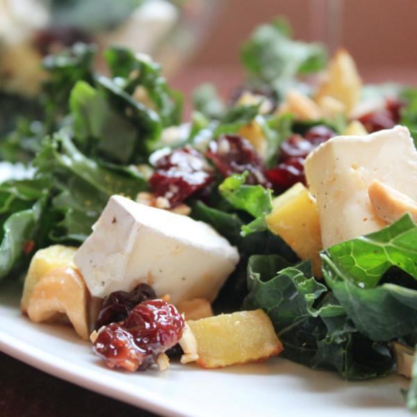 Cherry Kale Entrée Salad